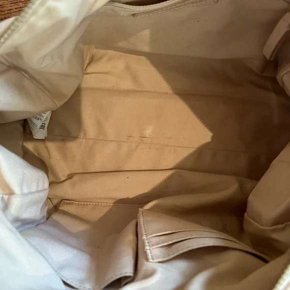 Banana Republic Elegant Beige Soft Pink Leather Shoulder Bag - Picture 11 of 15